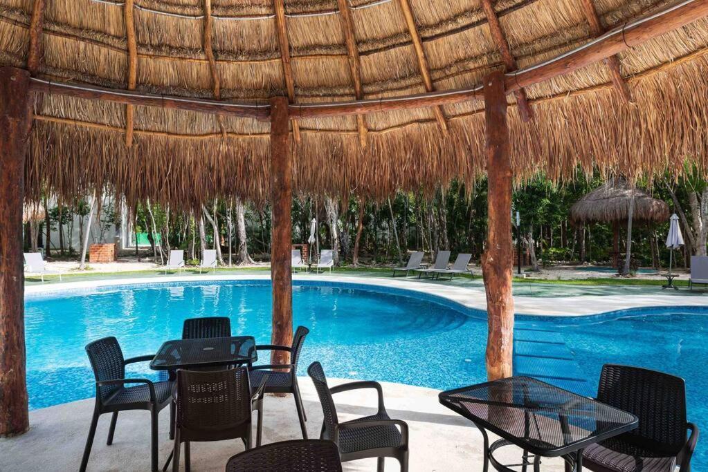 Lovely Cozy Apt W/Pool 2 Bedrooms. Great Location! Puerto Morelos Exterior photo